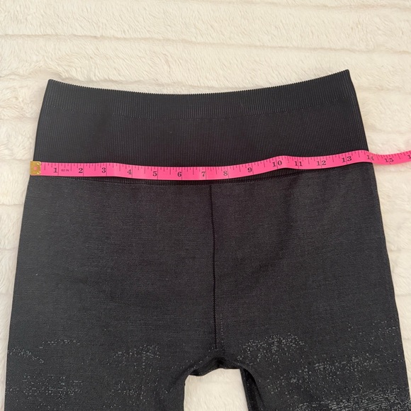 Gymshark Leggings Adapt Seamless High Rise Black Gray Gradient Geo Medium - Picture 5 of 5